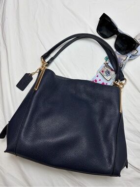 Coach Dalton 28 Navy Pebbled Leather Shoulder Bag Gold Hardware 73546